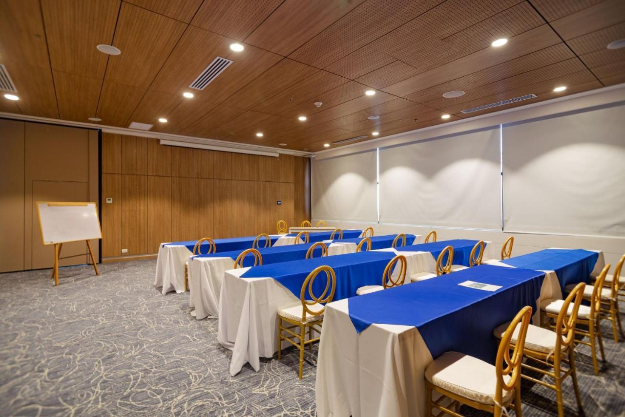 Holiday Inn Express Cartagena Manga By Ihg Εξωτερικό φωτογραφία